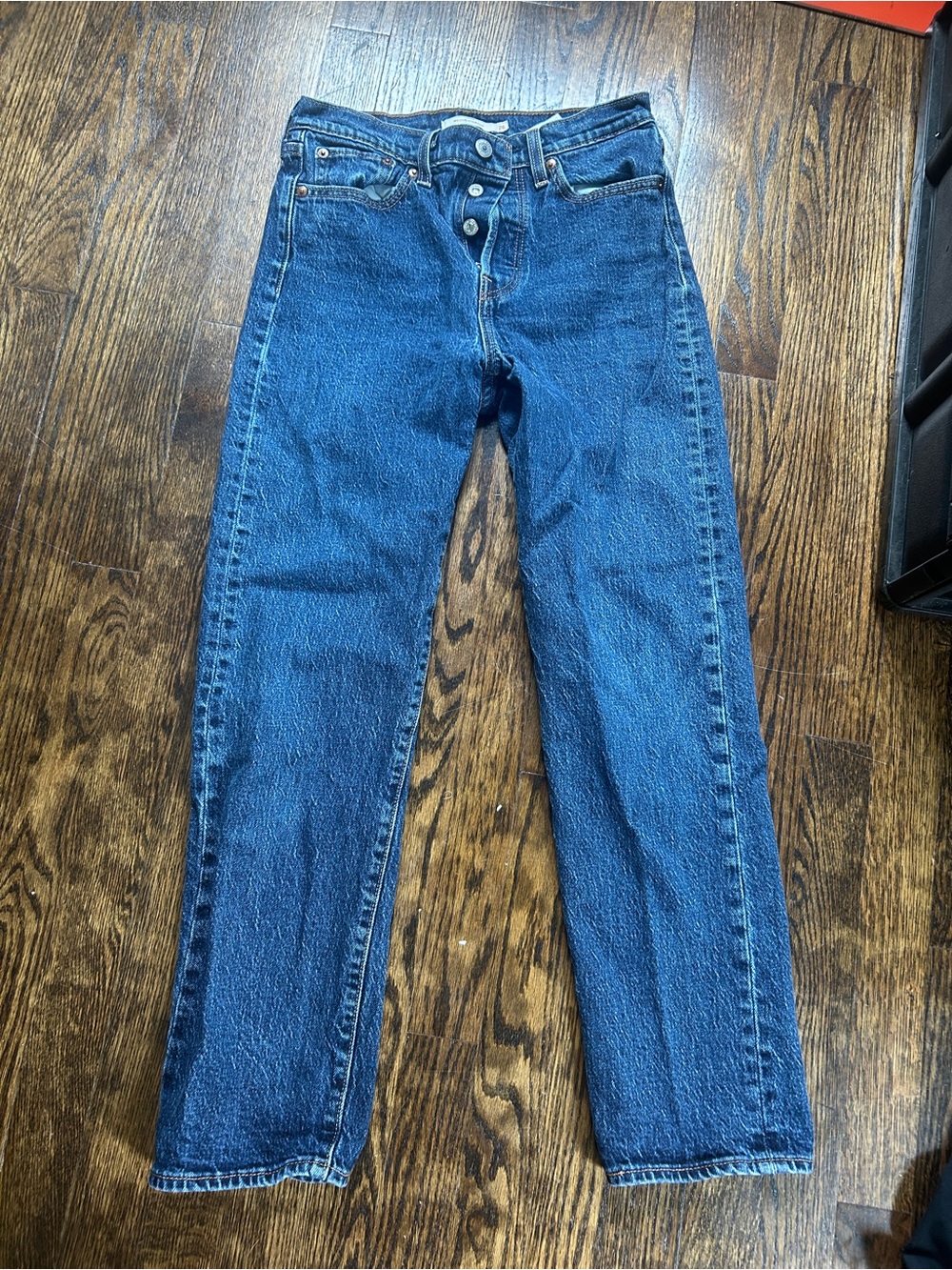 Levis wedgie straight jeans